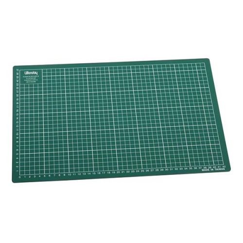JPC - Cutting Mat - A3 - 30x45cm (2 Faces Quadrillées)